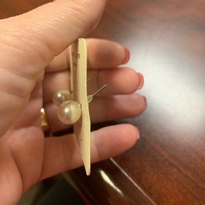 Morgan Claire Pearl studs